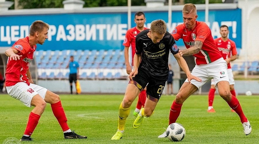 Крымские футболисты в субботу разыграют Суперкубок КФС-2020