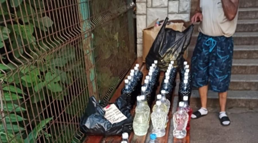Полицейские Ялты изъяли из незаконного оборота более 500 литров контрафактного алкоголя
