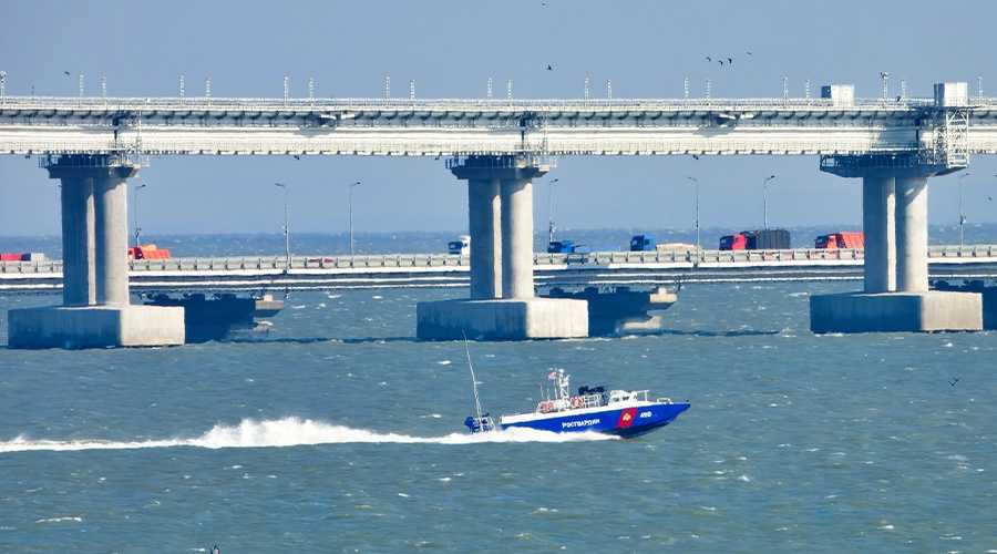 Пассажирские автобусы начали пропускать на Крымский мост