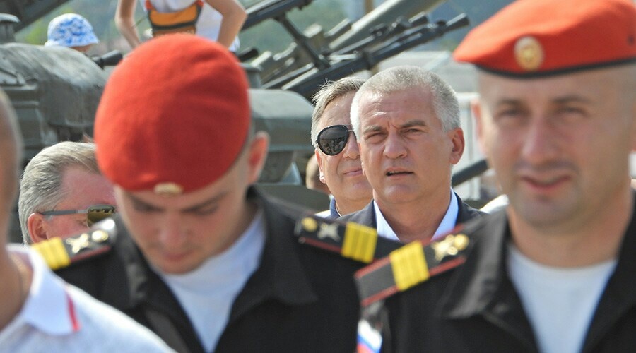 Аксенов гарантировал безопасность Крыма и развеял фейк об «эвакуации Армянска»