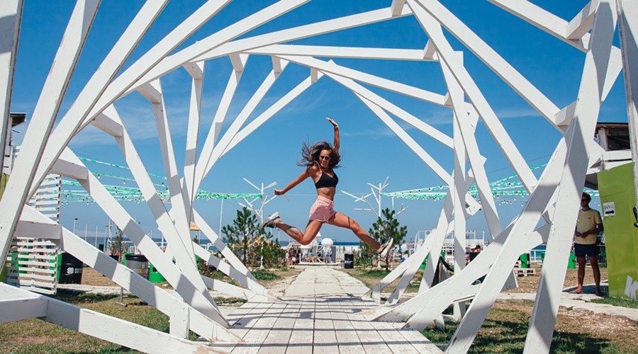 «Экстрим Крым» проводит конкурс арт-объектов для скульптурного парка на море