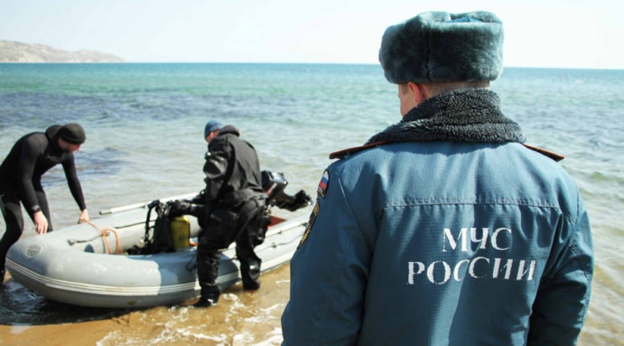 Спасатели обезвредили фугасную авиабомбу в районе дикого пляжа феодосийского поселка Орджоникидзе