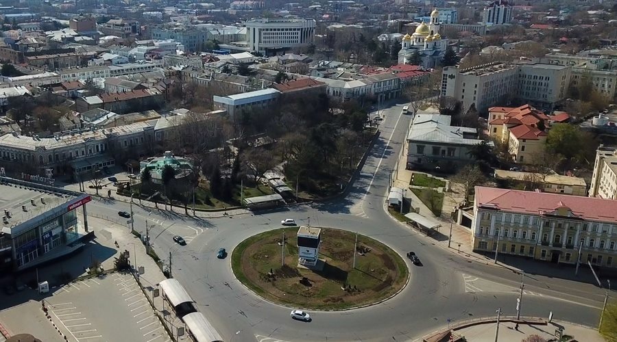 Власти намерены ко Дню Победы привести в порядок 10 транспортных колец в Симферополе