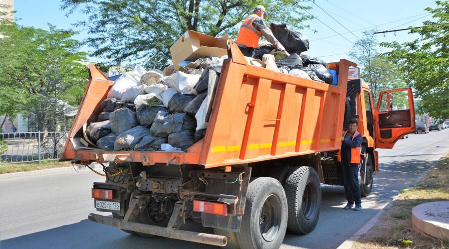 Симферопольский «Экоград» решил проблему несвоевременного вывоза мусора – директор