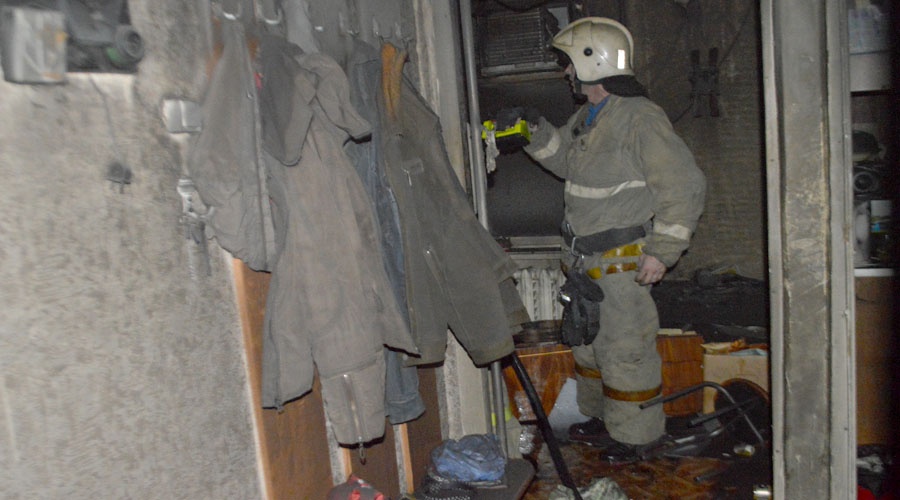 Человек погиб после пожара в доме в Севастополе