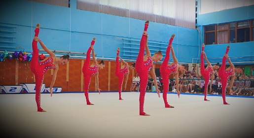  Более 300 спортсменок в Алуште выступили в международном турнире по художественной гимнастике