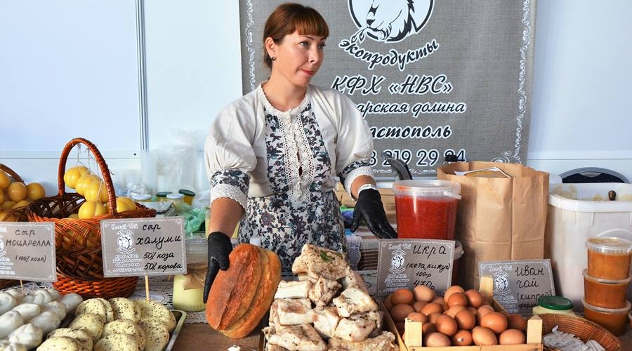 Более 200 сельхозпроизводителей Крыма представят свою продукцию на предновогодних ярмарках