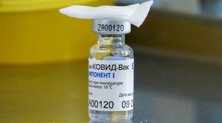 Массовая вакцинация от COVID-19 началась в Севастополе