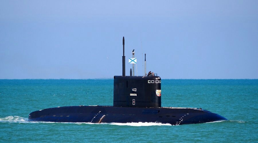 Две подлодки ЧФ провели торпедные стрельбы в акватории Черного моря