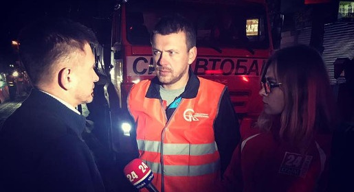 Глава минтранса Крыма проинспектировал ночной ремонт дорог в Симферополе