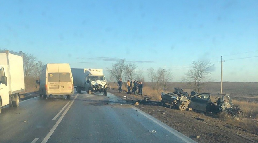 Два человека погибли в аварии на трассе Саки – Орловка