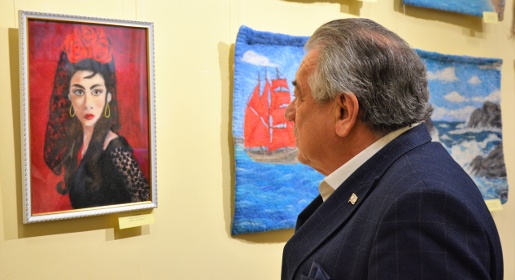 Выставка работ народных мастеров открылась в Крымском этнографическом музее