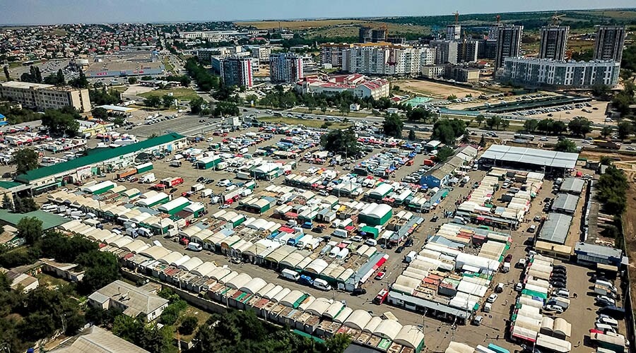 Крупнейший оптовый рынок Симферополя «Привоз» переедет за пределы города