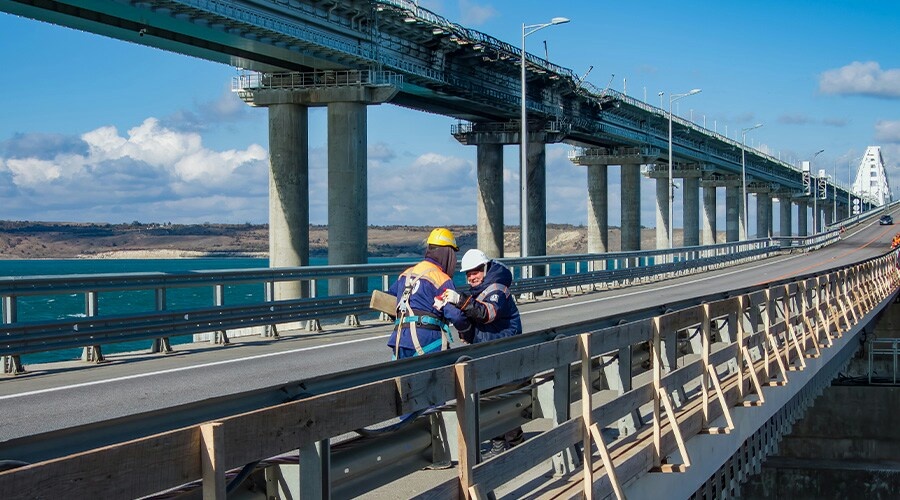 Специалисты начали подготовку проекта ремонта железной дороги на Крымском мосту