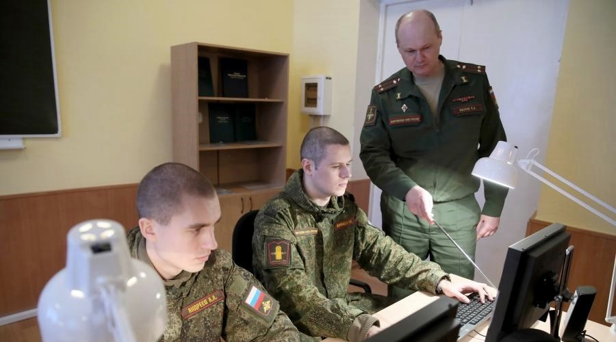 Центры киберзащиты появятся в военных округах
