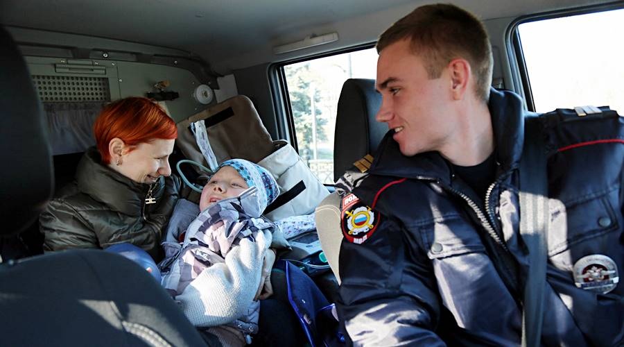 Симферопольские полицейские исполнили мечту ребенка-инвалида
