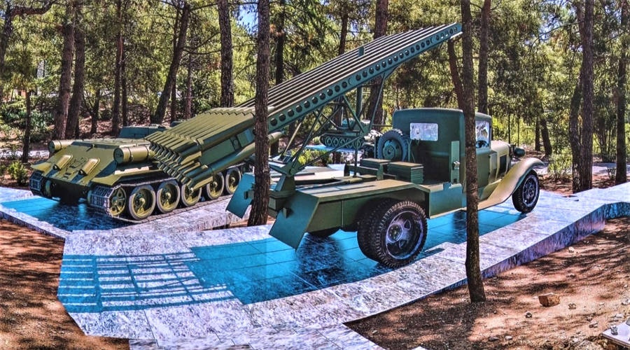 Ялтинские власти инициировали создание музея военной техники у мемориала «Холм Славы»