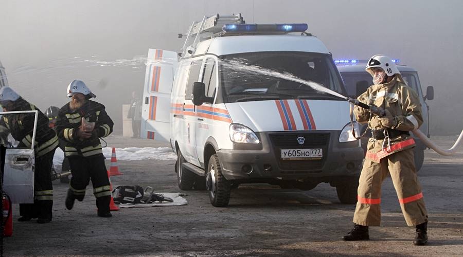 Спасатели провели в Севастополе учения по ликвидации последствий массового ДТП