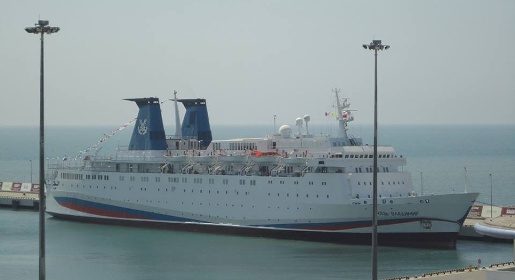 Предназначенный для круизов между Кавказом и Крымом лайнер «Князь Владимир» прибыл в Сочи