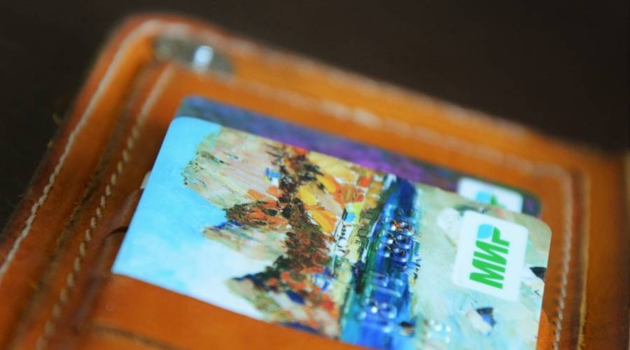 Количество случаев мошенничества с платежными картами выросло в России вчетверо