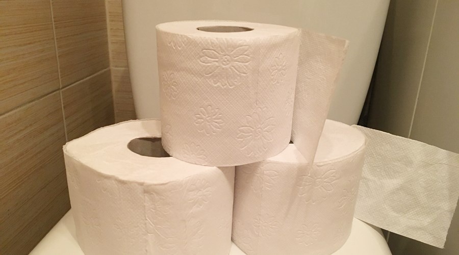 Спрос на туалетную бумагу в России вырос почти в полтора раза