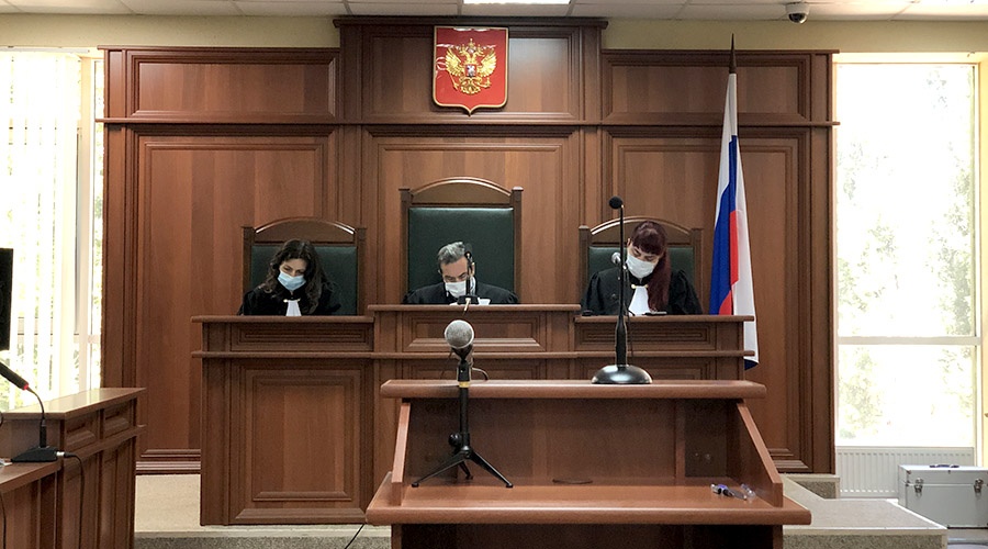 Суд в Крыму допросил потерпевших на первом заседании по делу Чубарова