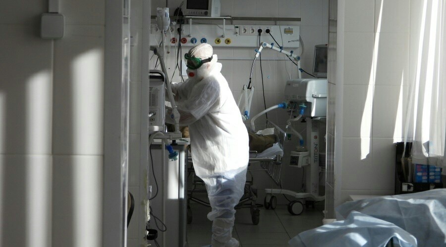 Шесть человек с коронавирусом скончались в Крыму за сутки