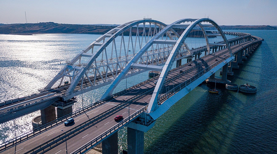 Более миллиона автомобилей проехало по Крымскому мосту с начала лета