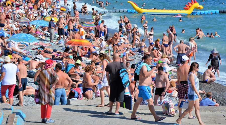 Поток туристов в Крым за 1 полугодие вырос на 15%