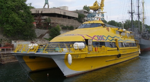 Севастопольский морской завод начинает ремонт пассажирского судна «Сочи-1» (ФОТО)