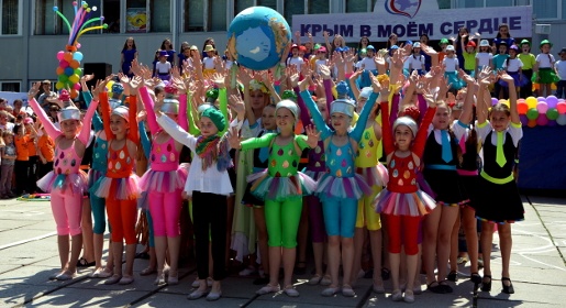 Главный крымский праздник по случаю Дня защиты детей состоялся во Дворце детского и юношеского творчества в Симферополе (ФОТО)