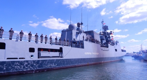 Севастополь встретил новый фрегат Черноморского флота «Адмирал Григорович» торжественным митингом (ФОТО)