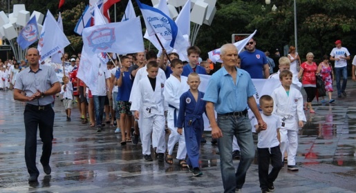 Ялтинские спортсмены начали праздновать День города первыми (ФОТО)