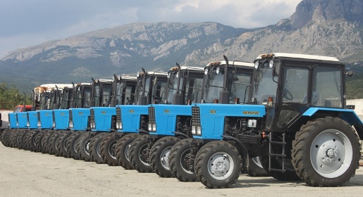 «Массандра» за свой счет приобрела 10 тракторов