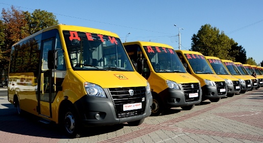 Руководство Крыма передало муниципалитетам 107 школьных автобусов – республика закрыла все потребности (ФОТО)