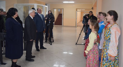 Ремонт старейшей в Крыму гимназии продолжится – глава администрации Симферополя (ФОТО)