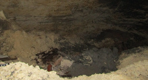Карстовую пещеру обнаружили под жилым домом в Севастополе