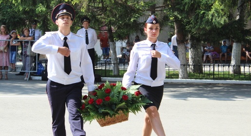 Более сотни выпускников крымского филиала вуза МВД получили звание лейтенанта и дипломы (ФОТО, ВИДЕО)