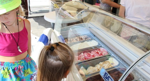 Фестиваль мороженого прошел в Ялте в День города (ФОТО, ВИДЕО)