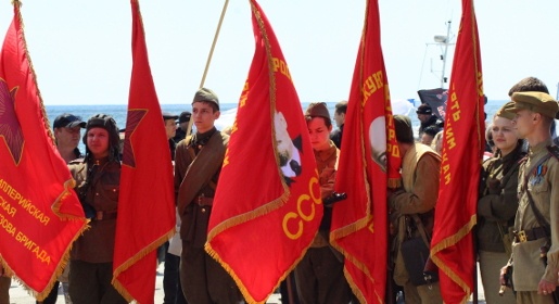 Ялта отметила 72-ю годовщину освобождения от оккупантов (ФОТО)