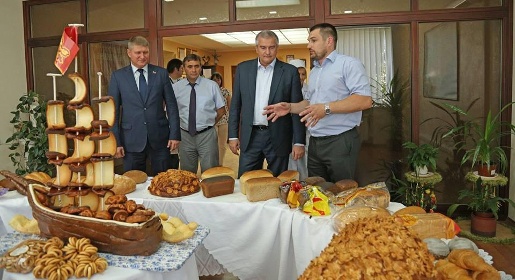 «Крымхлеб» станет акционерным обществом со 100% долей государства – Аксёнов