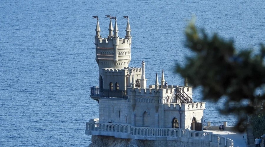 Крым вошел в пятерку самых востребованных туристических направлений на Новый год