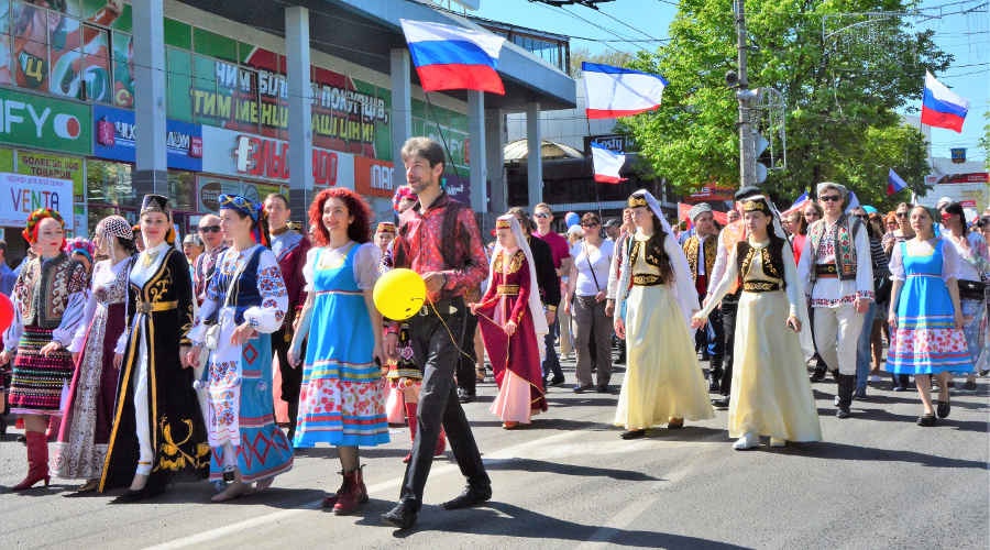 Автопробег с национальными флагами живущих в Крыму народов состоится в Симферополе