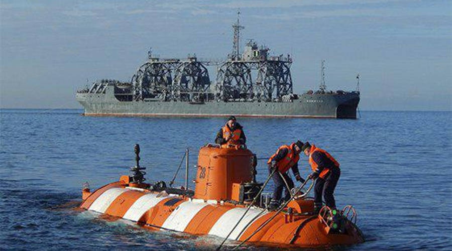 Старейшее судно-спасатель Черноморского флота вышло в море для подводных учений