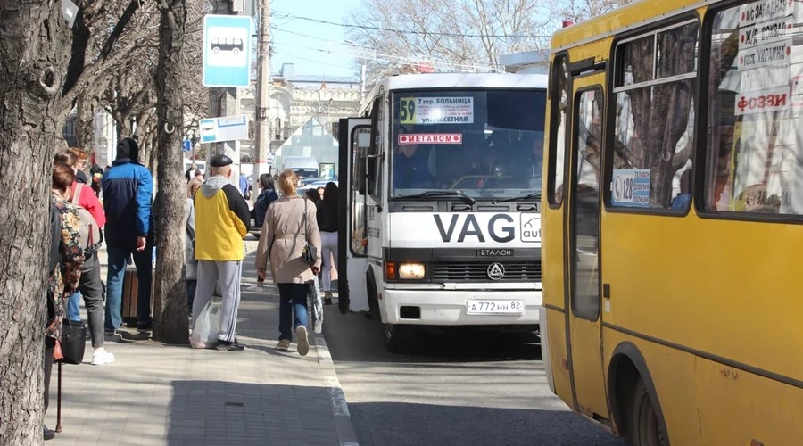 Новых перевозчиков на городские маршруты выберут в Симферополе из-за нарушений