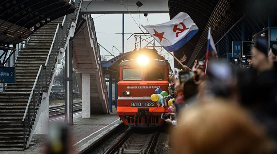 Аксёнов предрек победу поездов над самолетами в борьбе за туриста в Крым