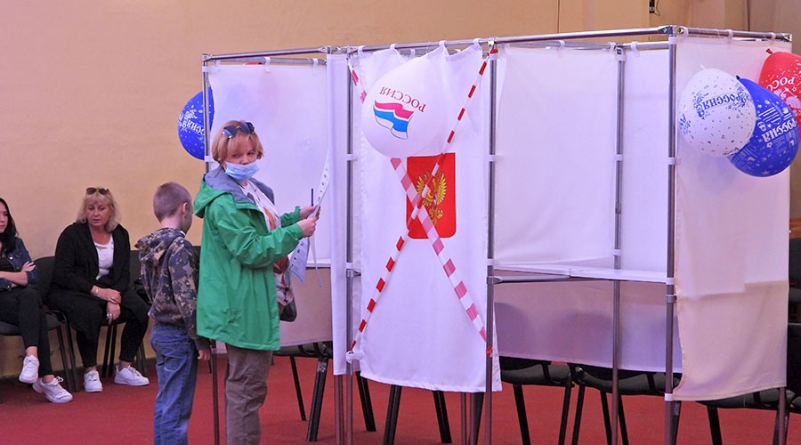 Выборы в Госдуму в Крыму прошли без нарушений, избиркомы начали подсчет голосов