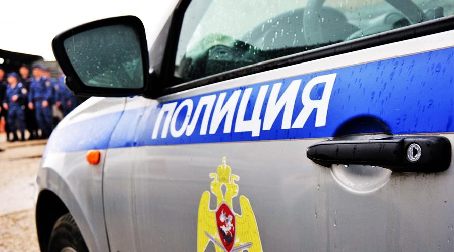 Компания нетрезвых мужчин напала на полицейский патруль в Ялте