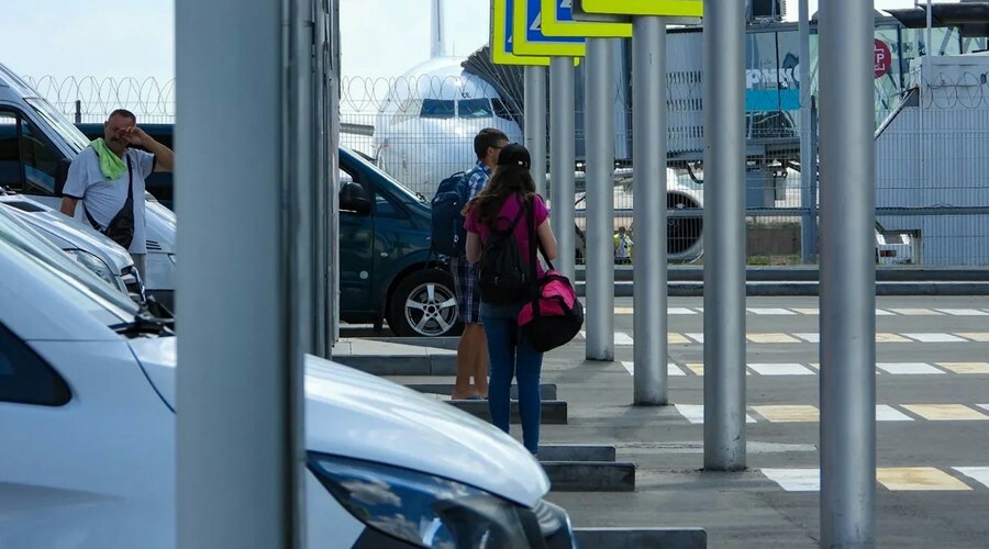 Аэропорт Симферополя побил рекорд по пассажиропотоку в майские каникулы