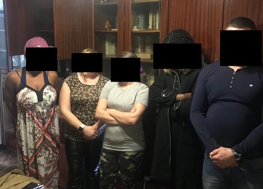 Житель Краснодарского края организовал в Феодосии притон с проститутками-нелегалками из Африки